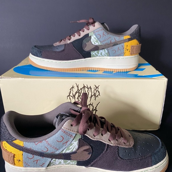 Travis Scott Air Force 1 ‘Cactus Jack’ - Picture 2 of 7